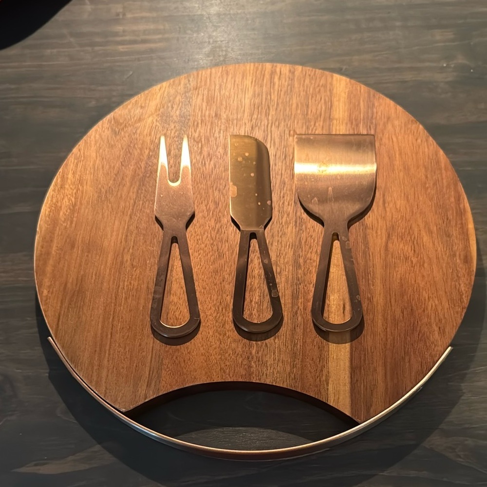 Choosy Chef Magnetic Cheese Board